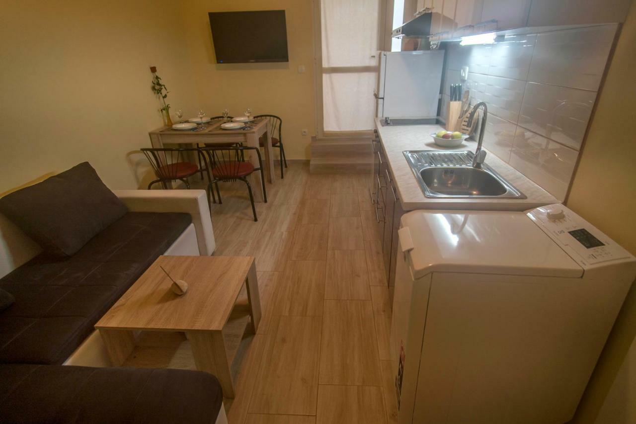 Boombar Apartment Split